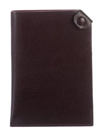 Pre-owned Hermes Chevre Mysore Tarmac Passport Holder In Brown