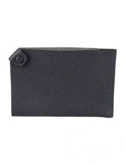 Pre-owned Hermes Chevre Mysore Tarmac Pm Passport Holder In Green