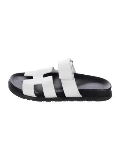 Pre-owned Hermes Chype H Logo Slides In White