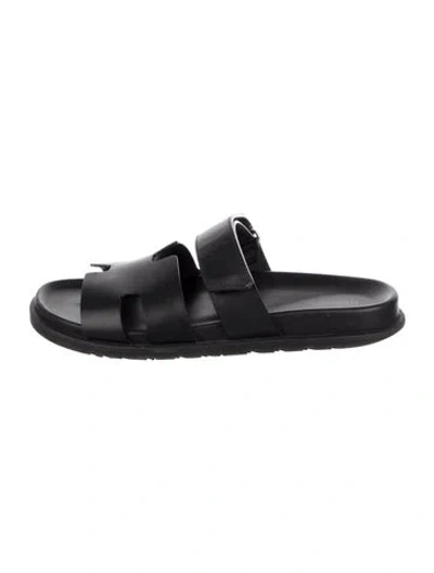 Pre-owned Hermes Chypre Calfskin Slides In Black