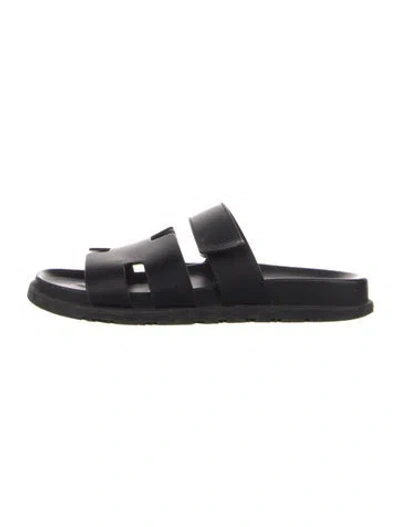Pre-owned Hermes Chypre H Logo Slides In Black
