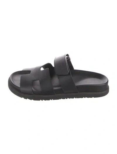 Pre-owned Hermes Chypre H Logo Slides In Black