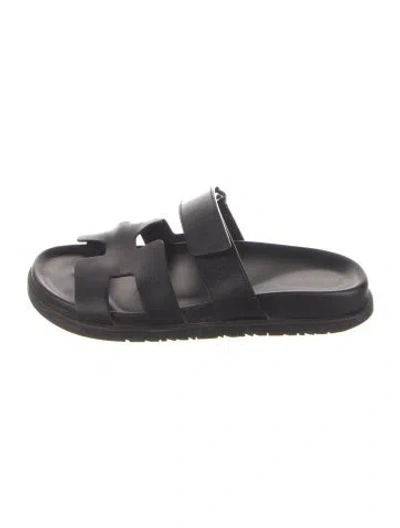 Pre-owned Hermes Chypre H Logo Slides In Black