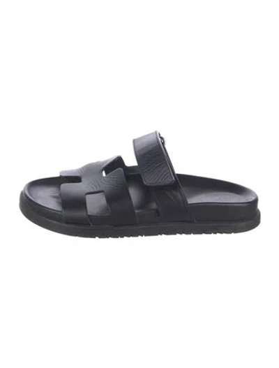 Pre-owned Hermes Chypre H Logo Slides In Black