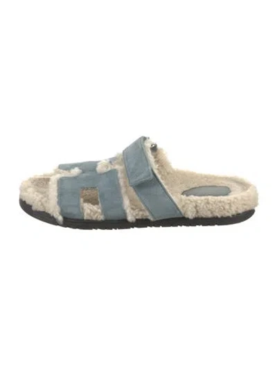 Pre-owned Hermes Chypre H Logo Slides In Blue