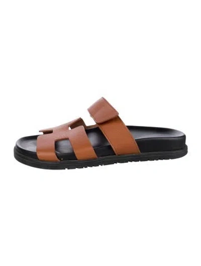 Pre-owned Hermes Chypre H Logo Slides In Brown