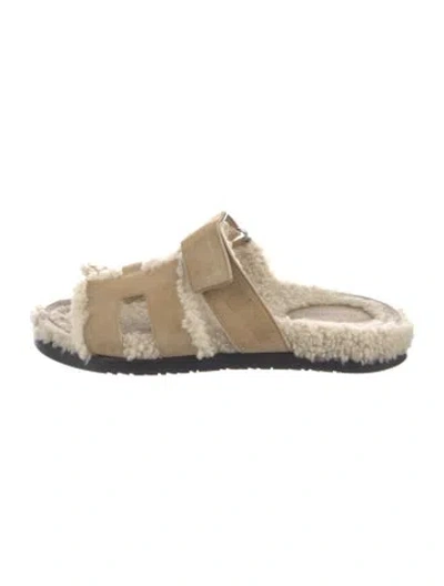 Pre-owned Hermes Chypre H Logo Slides In Brown