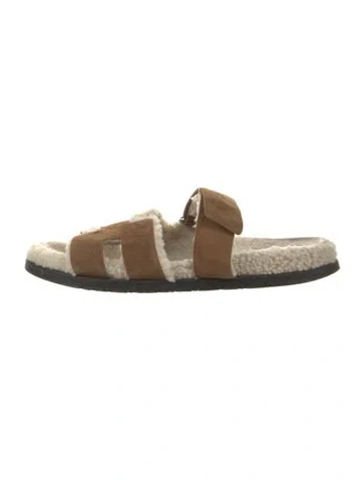 Pre-owned Hermes Chypre H Logo Slides In Brown