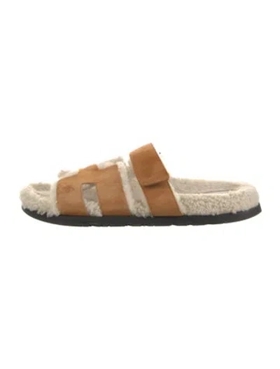 Pre-owned Hermes Chypre H Logo Slides In Brown