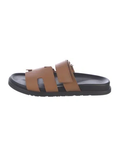 Pre-owned Hermes Chypre H Logo Slides In Brown