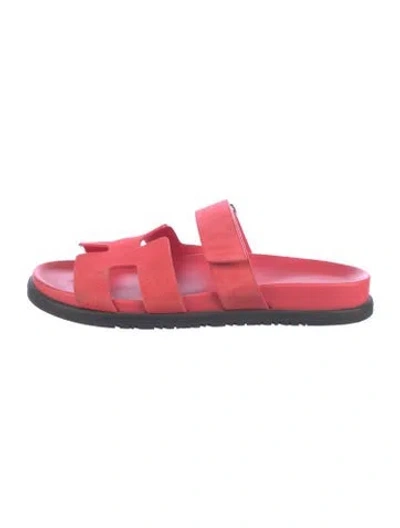 Pre-owned Hermes Chypre H Logo Slides In Red