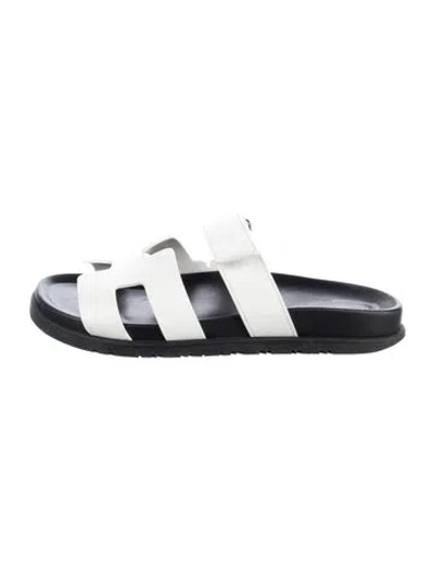 Pre-owned Hermes Chypre H Logo Slides In White