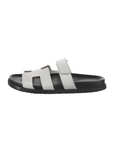 Pre-owned Hermes Chypre H Logo Slides In White