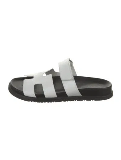 Pre-owned Hermes Chypre H Logo Slides In White