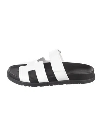 Pre-owned Hermes Chypre H Logo Slides In White