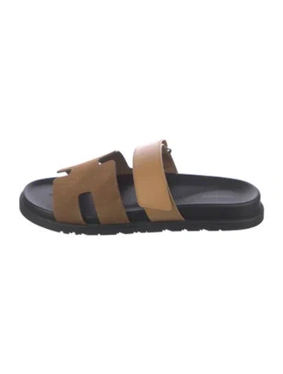 Pre-owned Hermes Chypre Leather Slides In Blue