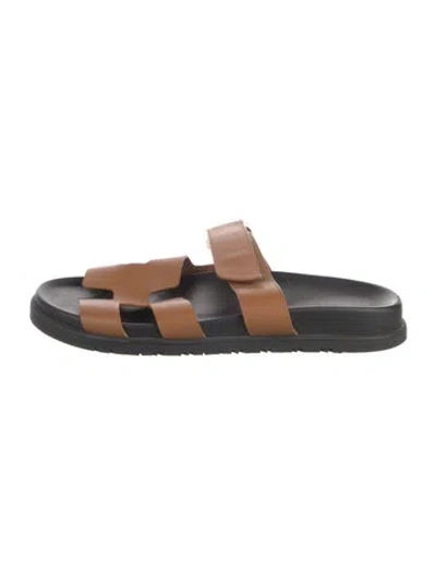 Pre-owned Hermes Chypre Leather Slides In Brown