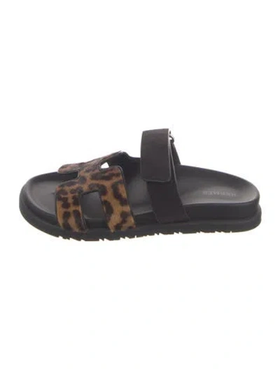 Pre-owned Hermes Chypre Ponyhair Slides In Black