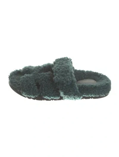 Pre-owned Hermes Chypre Shearling Slides In Green