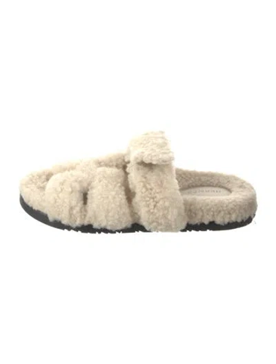 Pre-owned Hermes Chypre Shearling Slides In Neutral