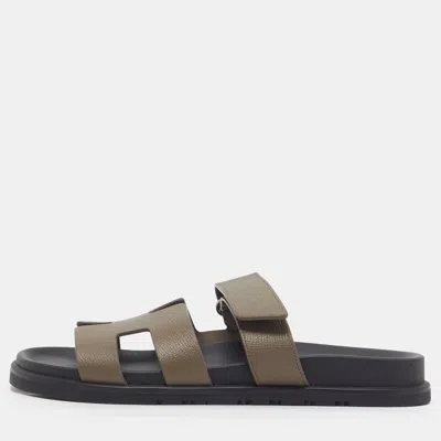 Pre-owned Hermes Hermès Chypre Size 39 Brown Leather Flat Slide