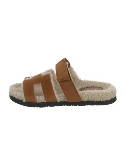 Pre-owned Hermes Chypre Suede Slides In Brown