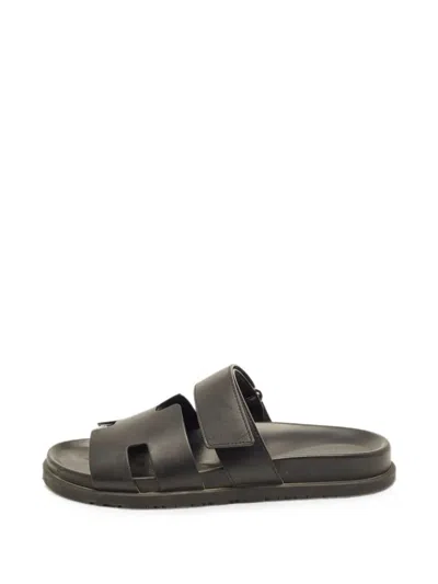 Pre-owned Hermes Chypre Touch-strap Flat Sandals In Black