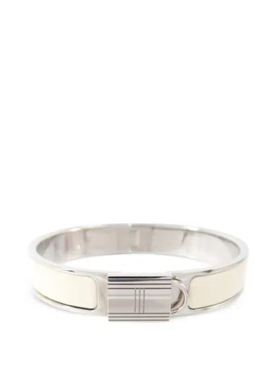 Pre-owned Hermes Clic Cadenas Enamel Bangle In Silver