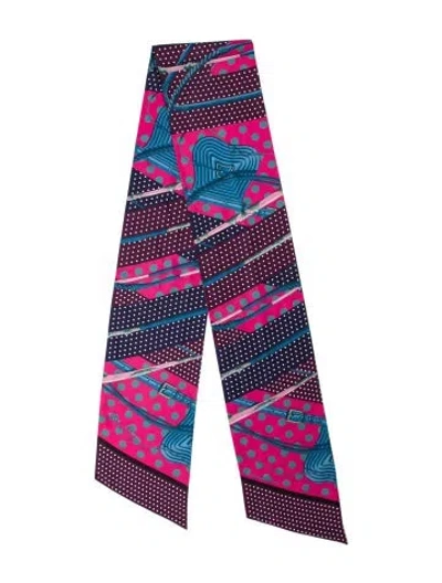 Pre-owned Hermes Clic Clac À Pois Maxi Silk Twilly Scarf In Pink