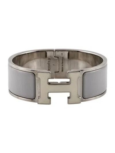 Pre-owned Hermes Clic Clac H Enamel At Turlock Bracelet, 6.5" In Multi