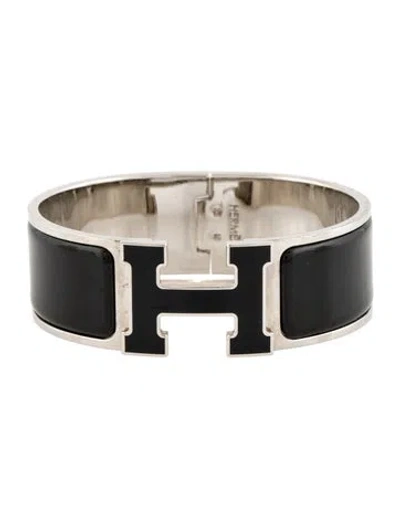 Pre-owned Hermes Clic Clac H W/ Enamel At Turnlock Bangle Bracelet, 6.5" In Black
