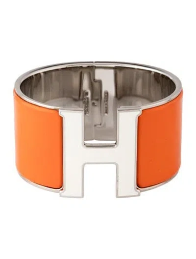 Pre-owned Hermes Clic H Xl W/ Enamel At Turnlock Bangle Bracelet, 6.5" In Orange/white
