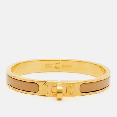 Pre-owned Hermes Hermès Clic Kelly Enamel Gold Plated Bracelet In Sand