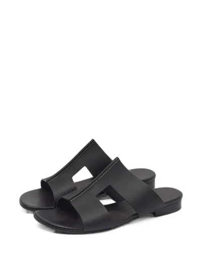 Pre-owned Hermes Contrast-stitch Flat Sandals In 黑色