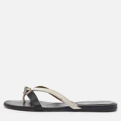 Pre-owned Hermes Corfu Size 36.5 Black/white Leather Thong Flat Slide