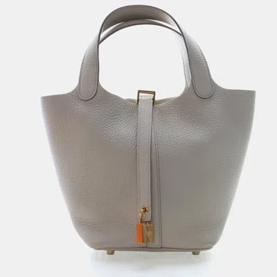 Pre-owned Hermes Craie Clemence Picotin 18 In White