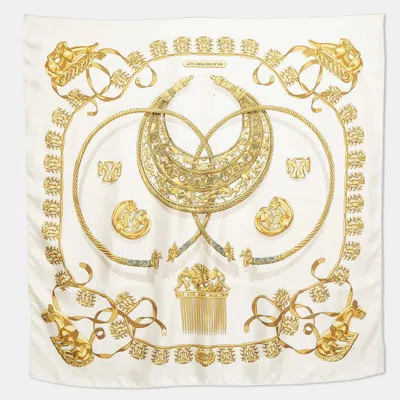 Pre-owned Hermes Cream Print Silk Les Cavaliers S D'or Square Scarf