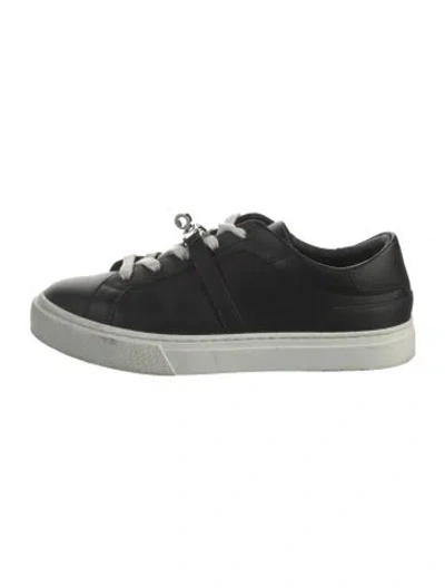 Pre-owned Hermes Day Sneakers In Black