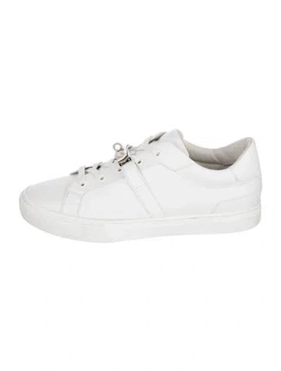 Pre-owned Hermes Day Sneakers In White