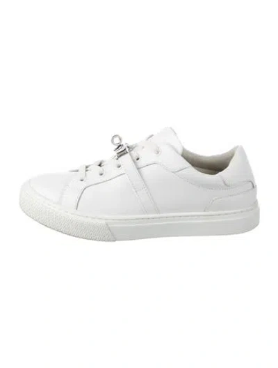 Pre-owned Hermes Day Sneakers In White