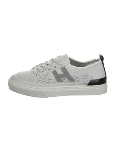 Pre-owned Hermes Deep Sneakers In White
