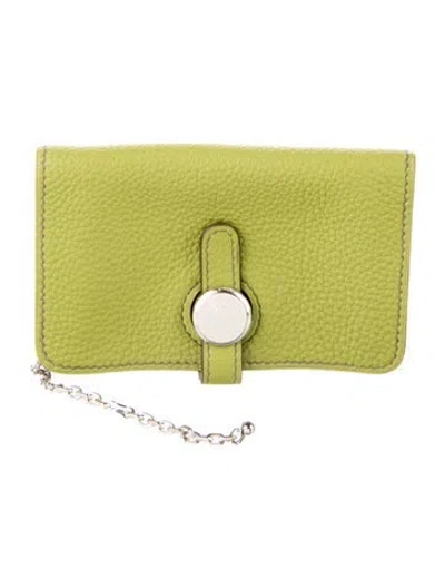 Pre-owned Hermes Dogon Compact Wallet In Green