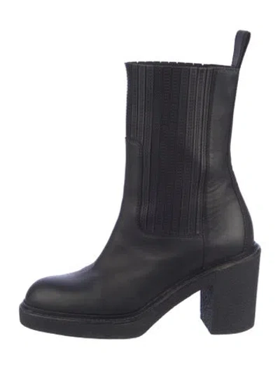 Pre-owned Hermes Donia 70 Leather Boots In Blue