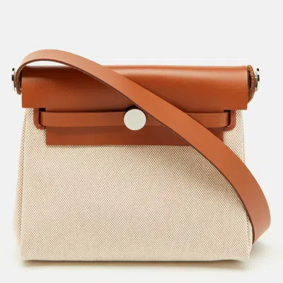 Pre-owned Hermes Hermès Ecru/natural Toile Canvas And Vache Leather Herbag Zip 20 Bag In Brown