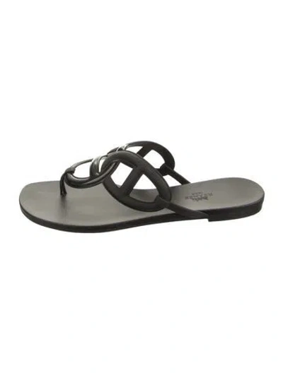 Pre-owned Hermes Egerie Chaîne D'ancre Insignia Flip Flops In Black