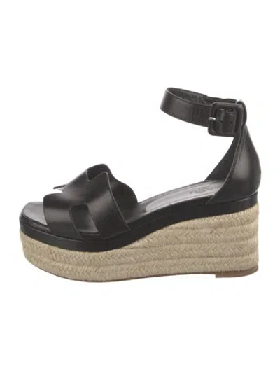 Pre-owned Hermes Elda Leather Espadrilles In Black