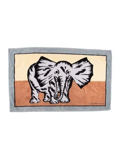Pre-owned Hermes Elephant Beach Towel In Grey