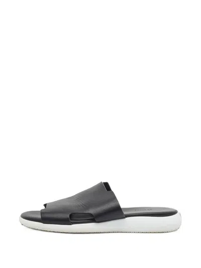 Pre-owned Hermes Emblème Flat Sandals In Black