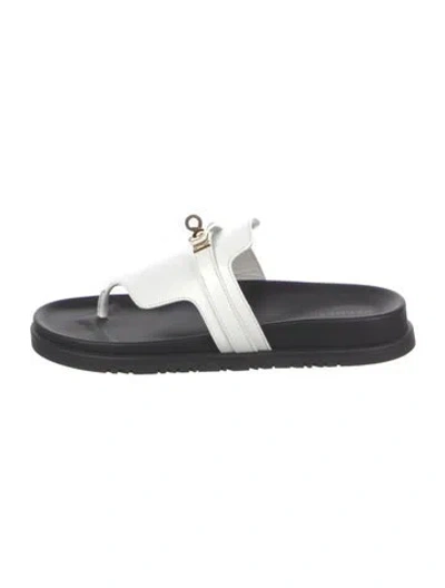 Pre-owned Hermes Empire Leather Flip Flops In White