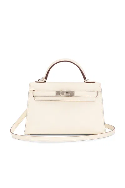 Pre-owned Hermes Epsom Kelly 20 Handbag In Nata